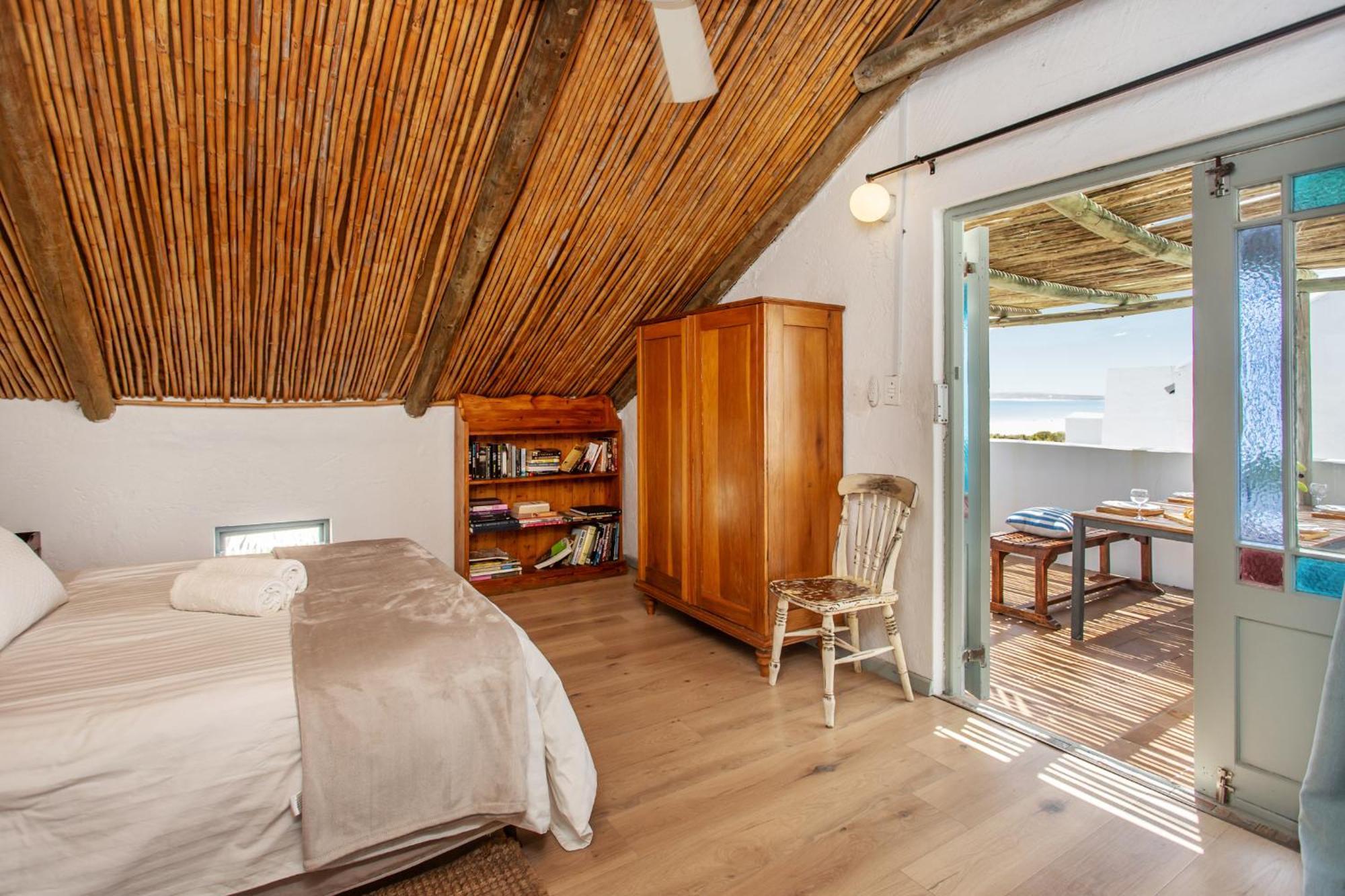 Die Pomphuisie Paternoster Esterno foto